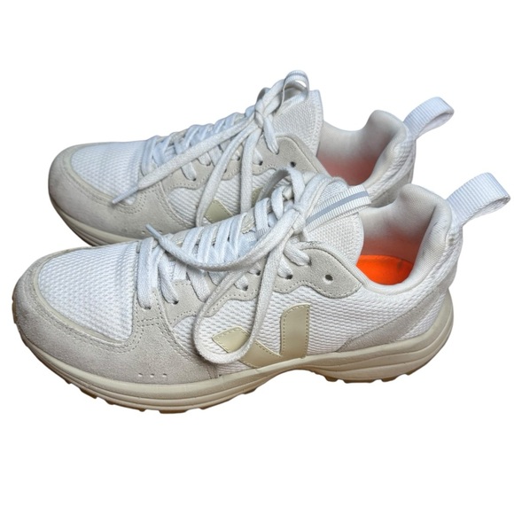 Women’s Veja Gravel White Venturi II Sneakers - Picture 4 of 10